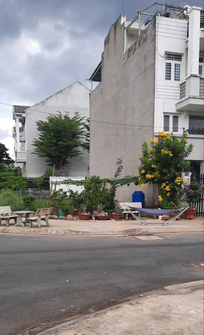 Giá rẻ đất 98m2 sổ sẵn đường Đào Tông Nguyên-Phú Xuân, Nhà Bè,cách đường Huỳnh Tấn Phát 1km