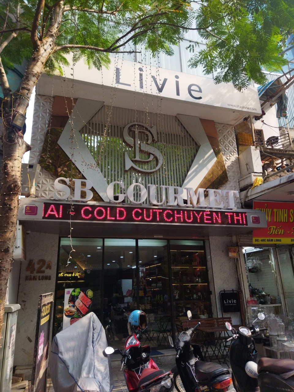 Cho thuê MBKD Mặt phố Trần Quốc Vượng 80m x MT 6m