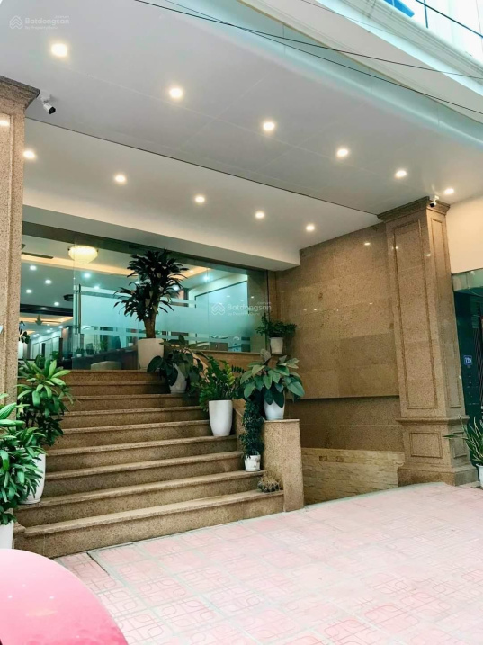 Tòa nhà vip hạng A, đẹp nhất Hồ Tùng Mậu, 150m2, 8 tầng thang máy, vỉa hè 5m, có hầm, 30 tỷ