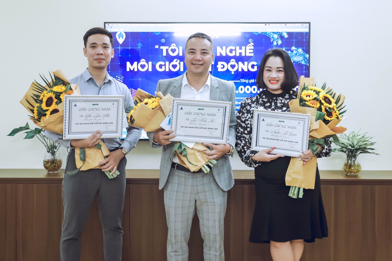 Trao giai 3 bai du thi xuat sac nhat quy 3