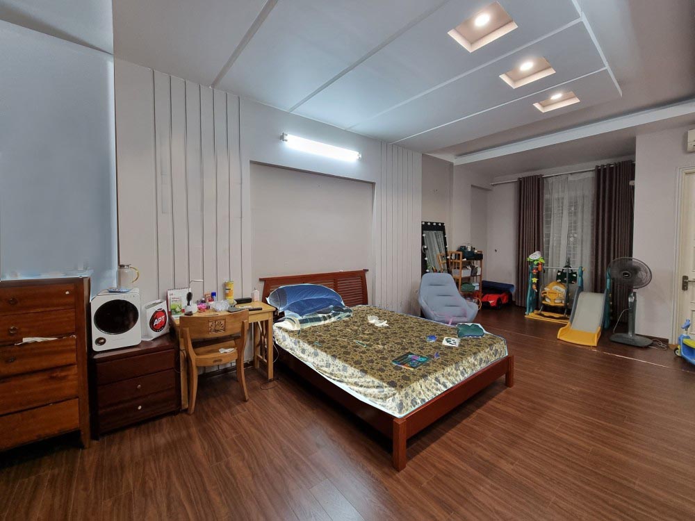 Mặt phố Trung Yên, ngã 3 Vũ Phạm Hàm, 90m² x 5 tầng, 34 tỷ 2