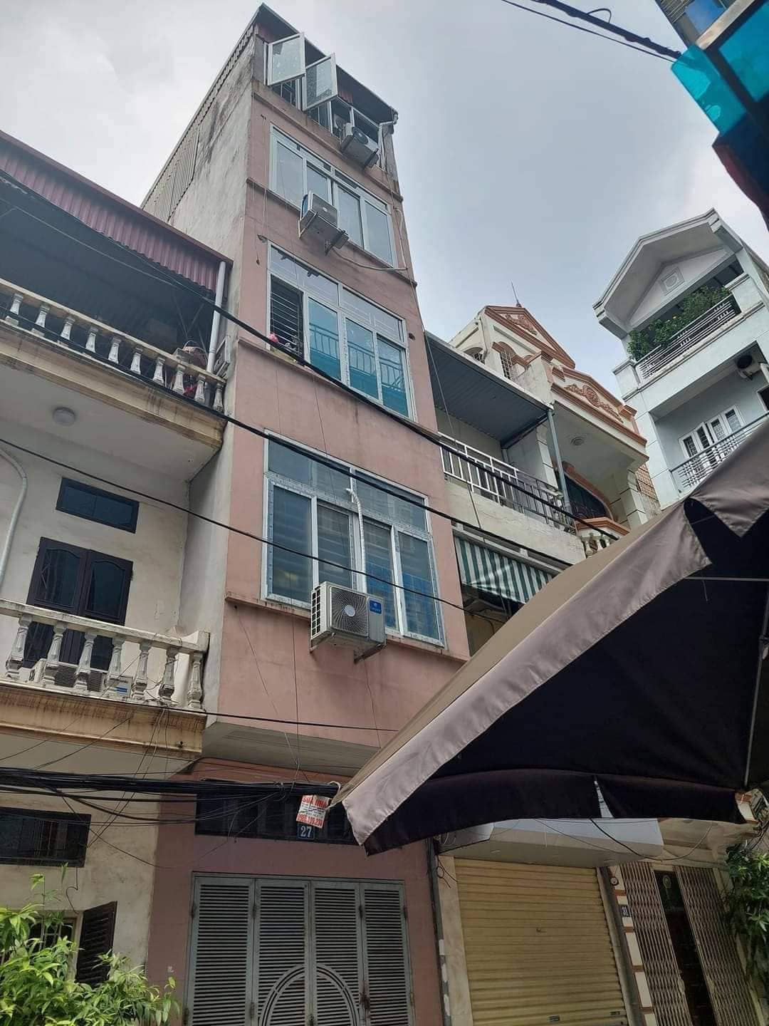 CHÍNH CHỦ BÁN NHÀ TỨ LIÊN, NGÕ THÔNG, OTO ĐỖ, GẦN PHỐ, 59M2X5T , MT 7M. SDCC VUÔNG ĐẸP.