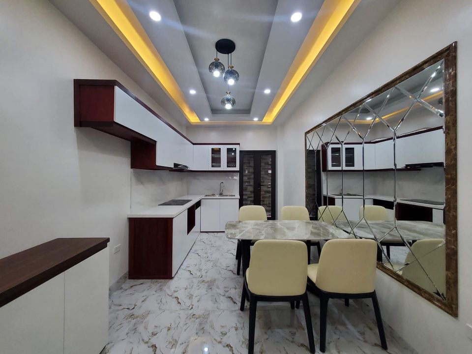 Rẻ nhất khu vực - bán nhà Lạc Long Quân gần chợ Bưởi – 46m, nhỉnh 5 tỷ.