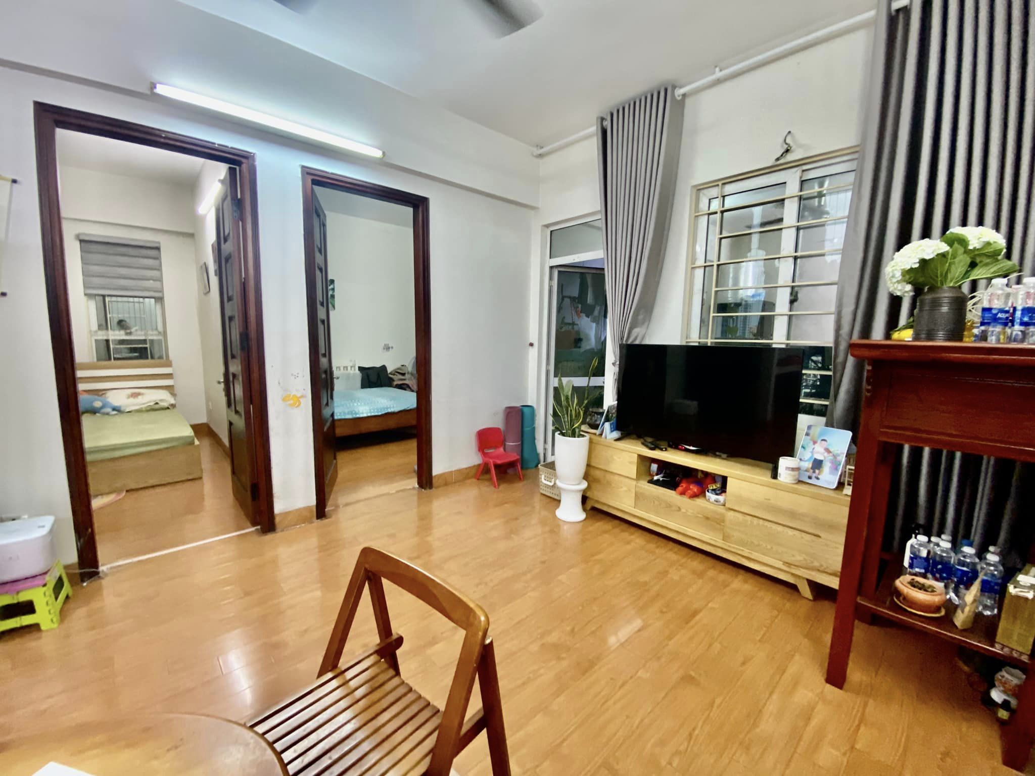 Bán căn hộ chung cư Mỹ Đình 70m, Full nội thất, nhà đẹp ở luôn, nhỉnh 2 tỷ.