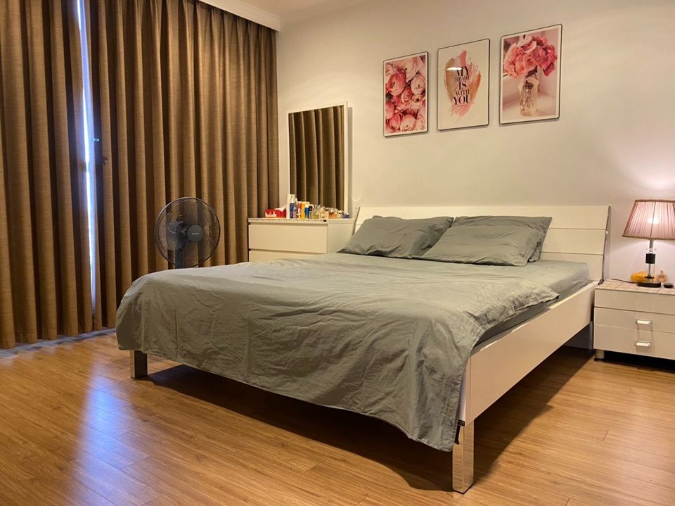 Bán nhà 5 tầng đẹp tại khu Âu Cơ - Tây Hồ - Hà Nội, DT 42m2, MT 4m, giá 6 tỷ