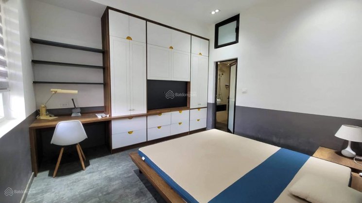 Bán căn hộ chung cư Mễ Trì, Nam Từ Liêm 57m, 2 PN, nhà đẹp ở luôn, nhỉnh 2 tỷ.