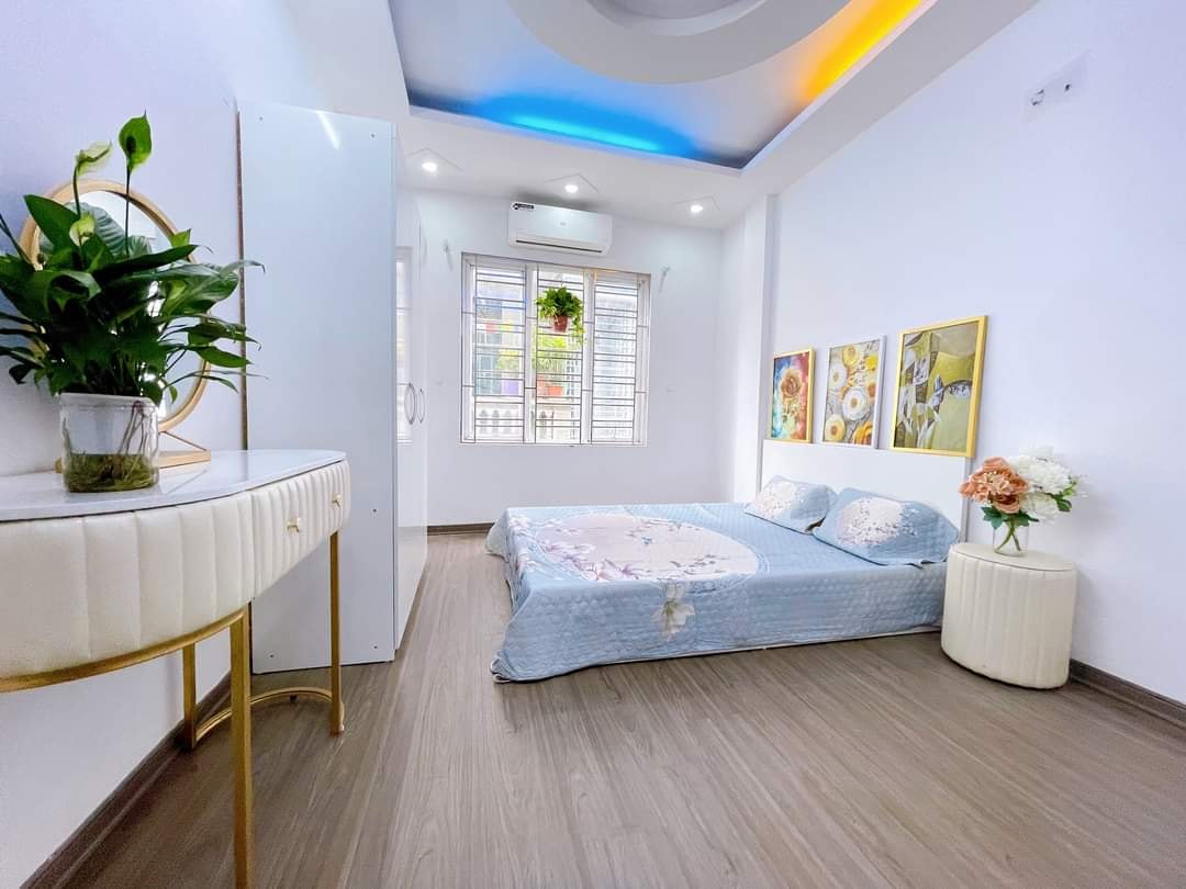 Bán tòa nhà CCMN, Xuân La, Tây Hồ, 84m, 7 tầng thang máy, 17 phòng