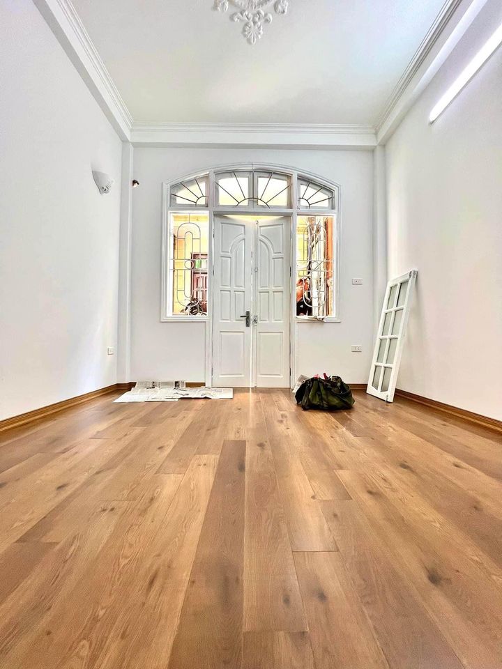 Bán nhà mới đẹp An Dương Vương, Tây Hồ, 36m, 5 tầng, nhà đẹp ở luôn, giá 4 tỷ.