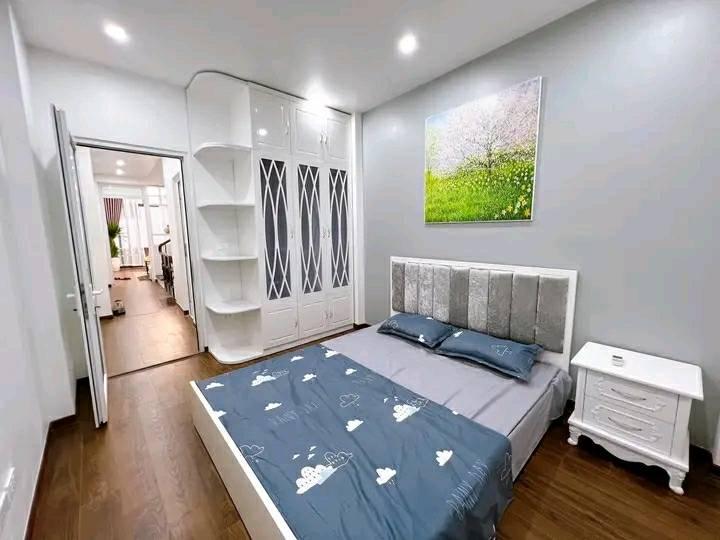 Tôi cần bán nhà ở Âu Cơ Q Tây Hồ dt 48m 4 tầng mt 4m. Giá nhỉnh 6 tỷ