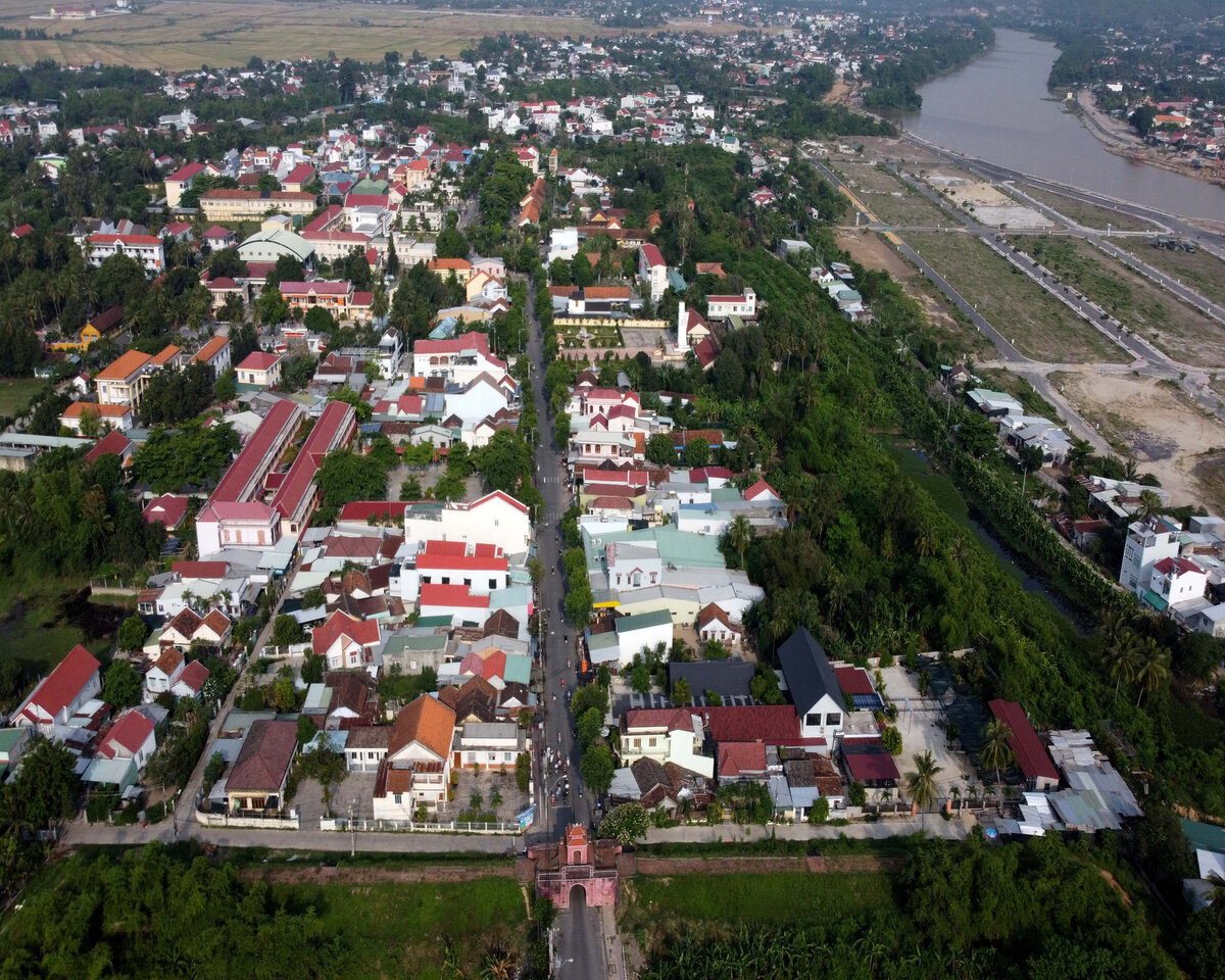 Thi-truong-ban-dat-Dien-Khanh-Khanh-Hoa-thu-hut-gioi-dau-tu