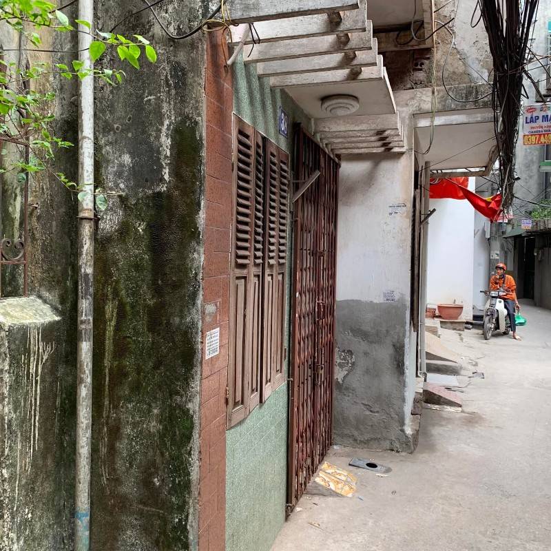 Bán nhà lô góc thoáng ngõ 1002 đường Láng, 46m2x3 tầng, 4tỷ