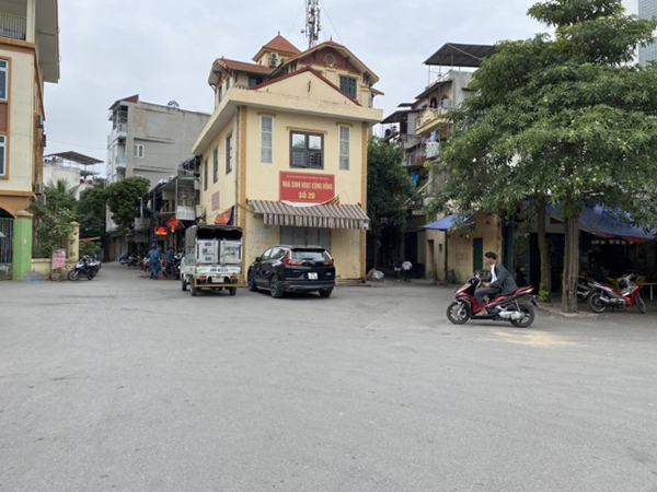 ban nha ngo 105 Yen hoa