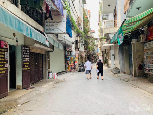 Mua bán nhà ngõ 127 Văn Cao có hoạt động kinh doanh diễn ra nhộn nhịp ban-nha-ngo-127-van-cao-4