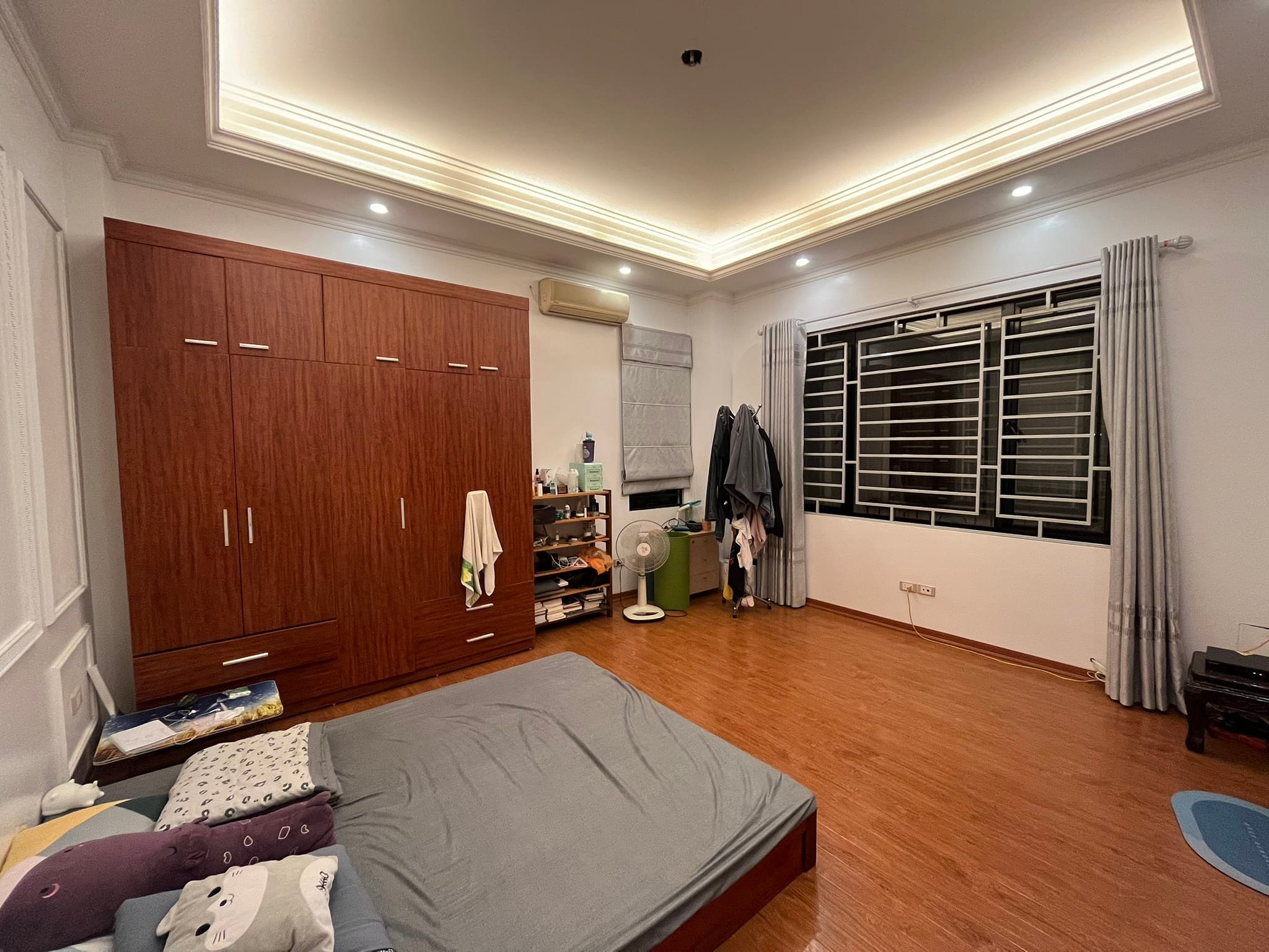 Bán nhà Võ Chí Công, gần Hồ Tây, Ô Tô 20m, Chỉ hơn 5 tỷ, 52m*5 tầng, MT 4.3m, thoáng 2 mặt