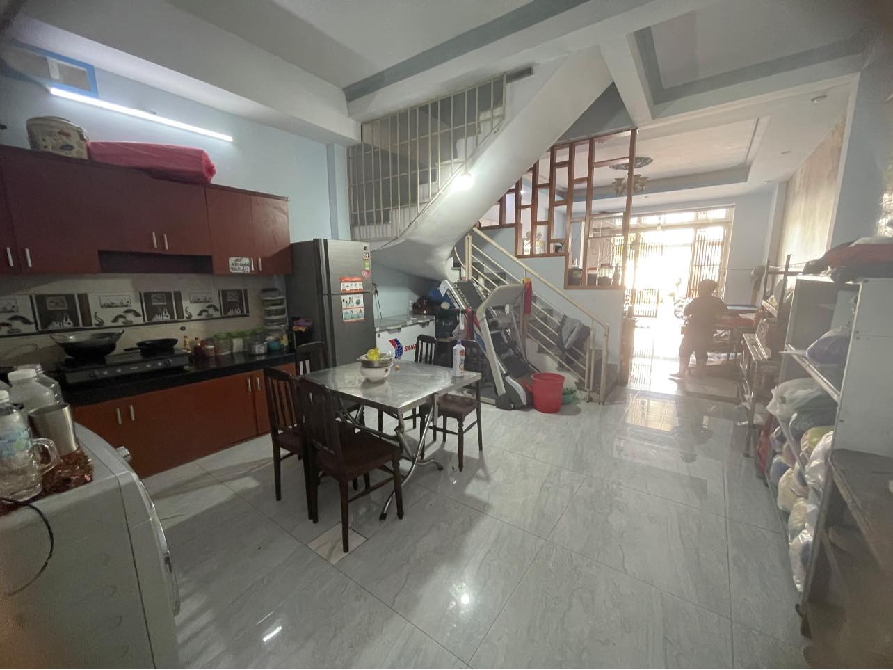 Bán nhà HXH gần Lạc Long Quân, Tân Bình, 70m2, ngang 5m, giá rẻ