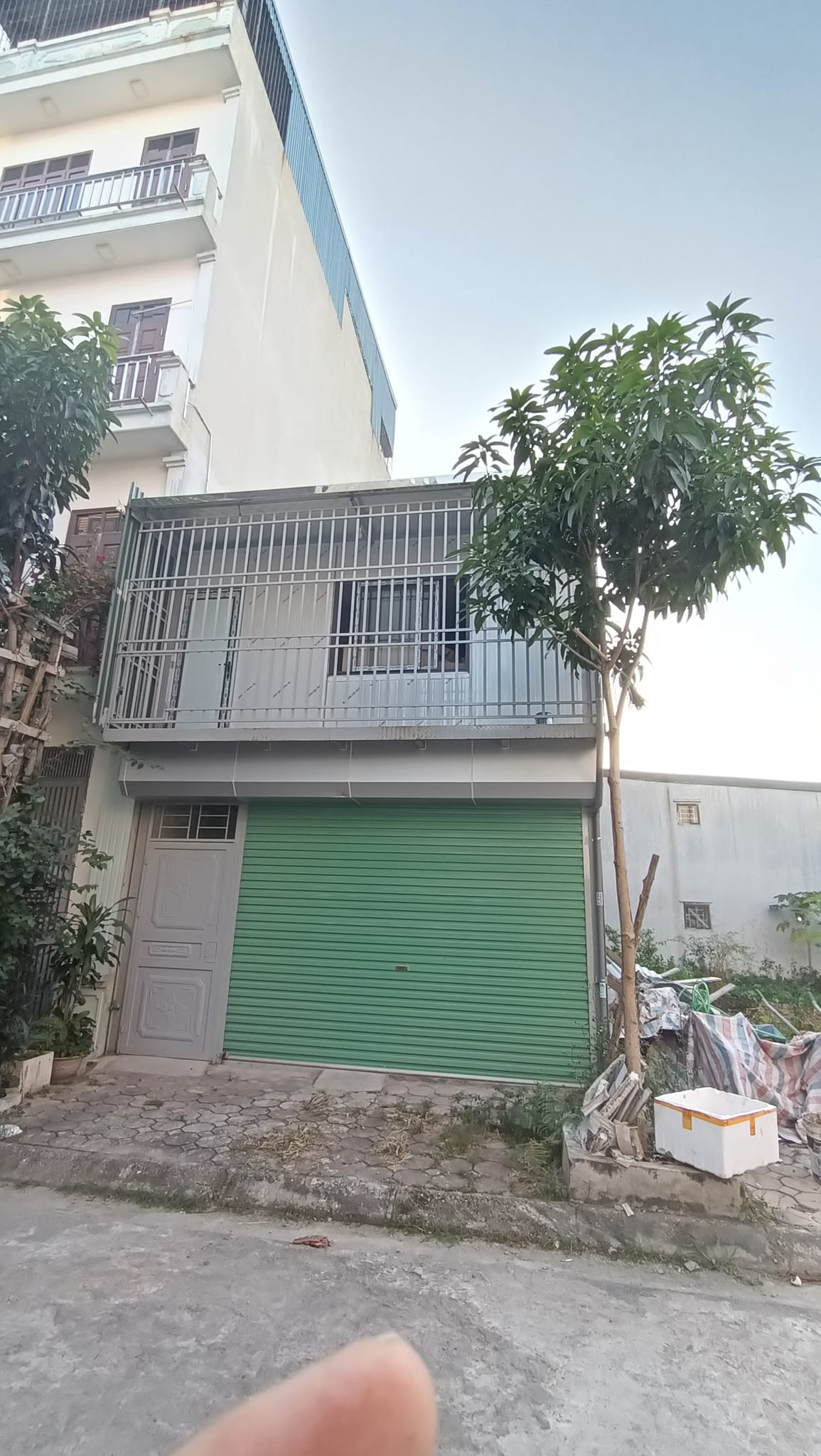 Cực rẻ, Bán đất tặng nhà phố Xã đàn 2, quận Đống đa, lô góc, ngõ ô tô tránh 3 thoáng DT 70m2, nhỉnh 11