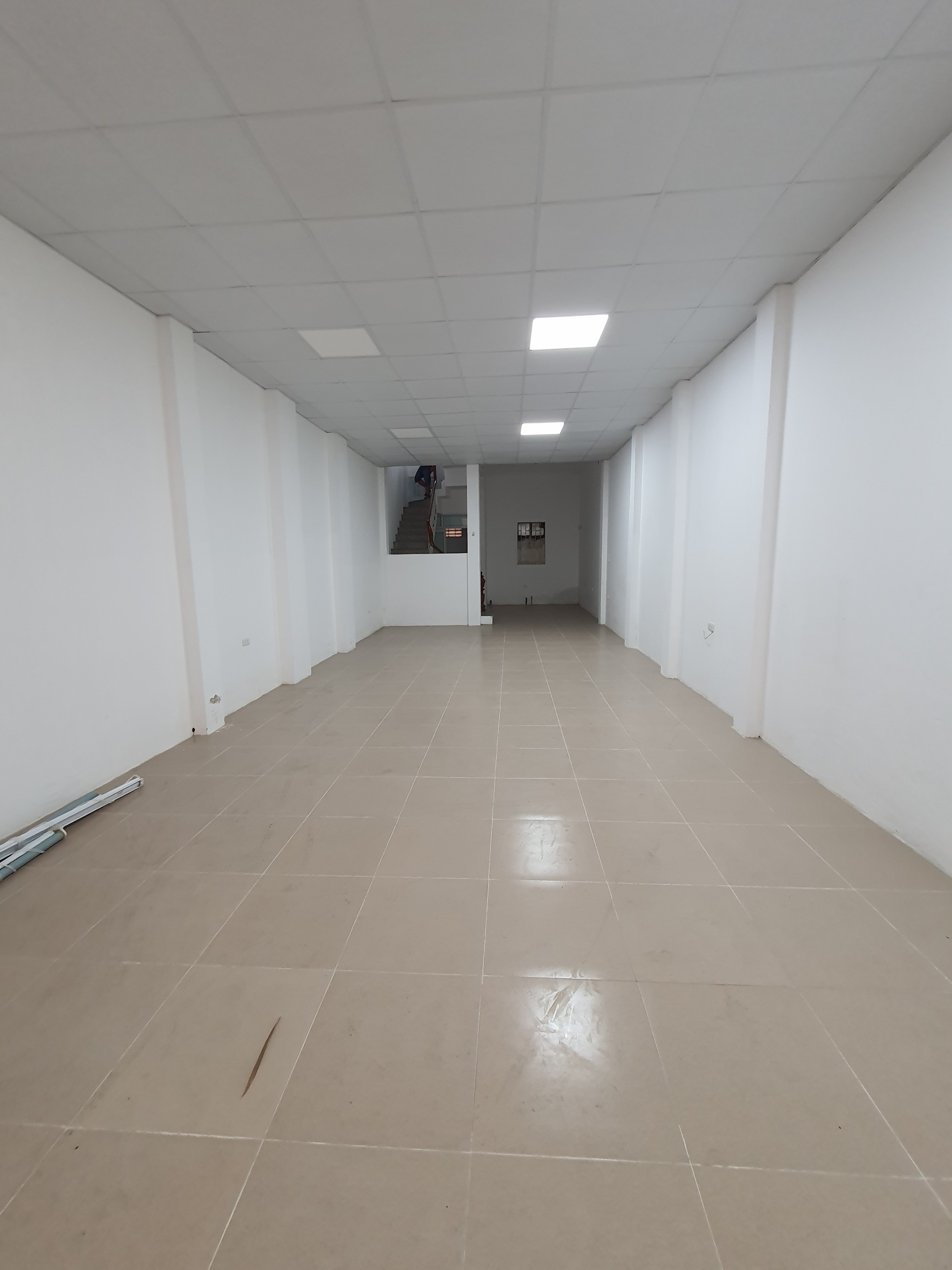 Tây Sơn 72m Phân lô Ô tô vào nhà thông sàn Kinh doanh Lớp học Văn phòng Giá cực tốt