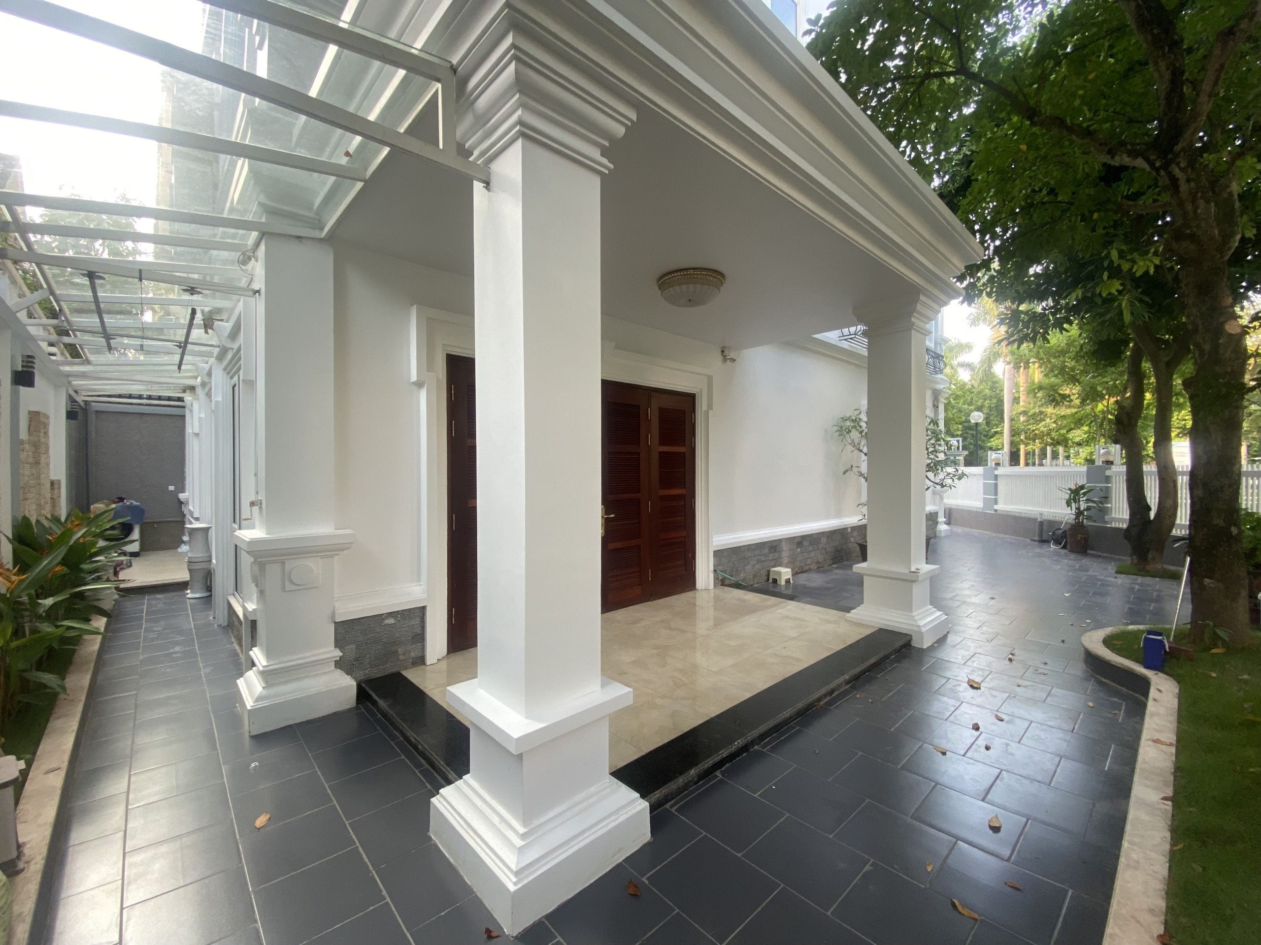 Biệt thự Xuân La Tây Hồ chủ tự xây khu vip ở sướng 210m 4 tầng mặt tiền 13m , giá hợp lý