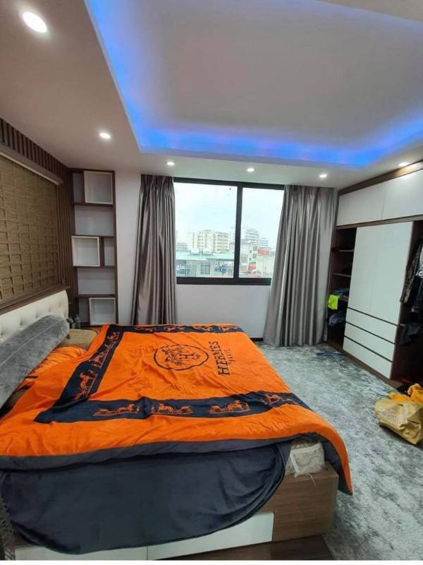 Cần bán nhà ngõ 71 Tân Ấp giá 3.09 tỷ, 32m2, MT3.2m, ngõ thông