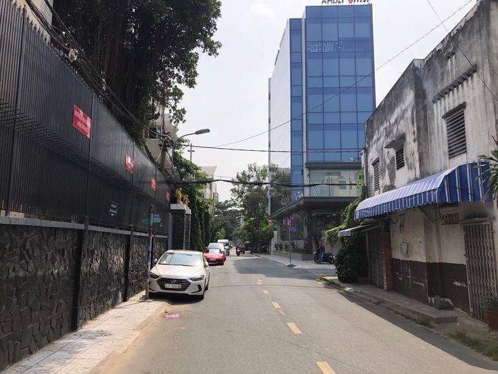 CĂN DUY NHÂT mặt tiền khu cư xá bắc hải Q10 -6,4x14m 2 TẦNG 14,5 TỶ TL