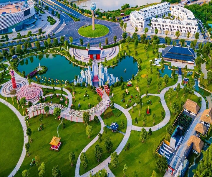 cong-vien-trung-tam-vinhomes-smart-city-2