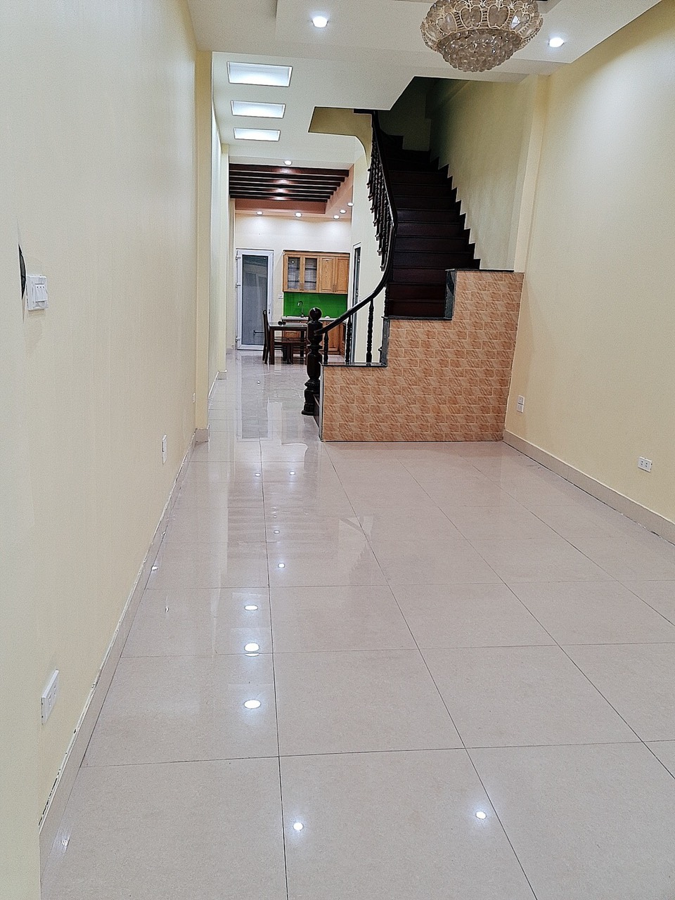 CHO THUÊ NHÀ NGUYÊN CĂN PHỐ KIM MÃ THƯỢNG BA ĐÌNH HÀ NỘI