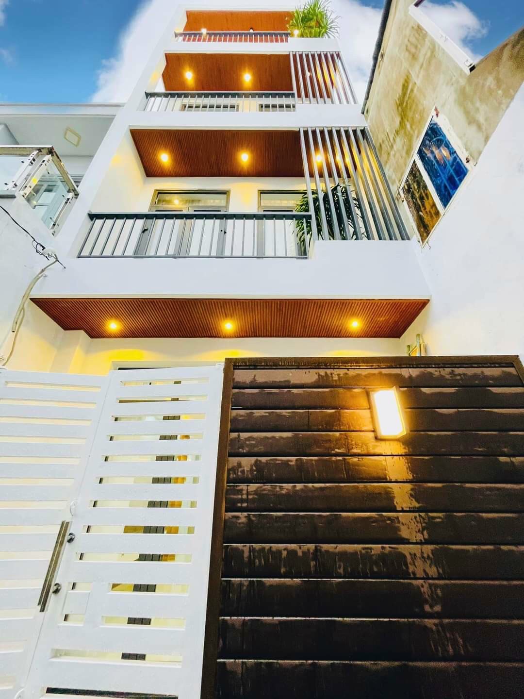 Hẻm xe hơi, Nguyễn Thị Huỳnh, 4 x 13m, 3 lầu, 8.9 tỷ, Phú Nhuận