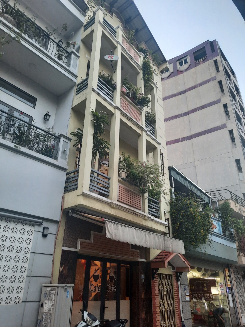 BÁN NHÀ NGÕ NGỌC LÂM 52M 4T 6.4MT 10.6 TỶ KINH DOANH SẦM UẤT