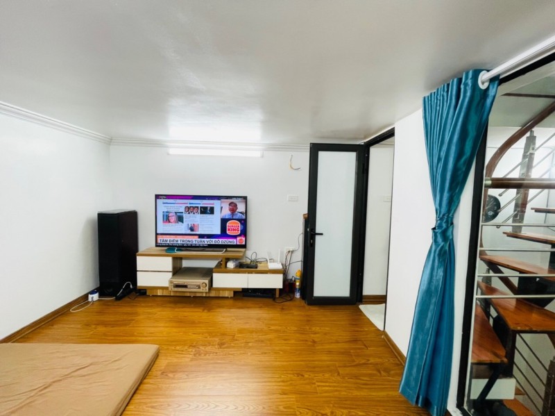 NHÀ MỚI Ở NGAY – Bán nhà nhỏ cực hiếm Thái Hà, 20m2, tặng nội thất, sổ riêng – 2.95 tỷ