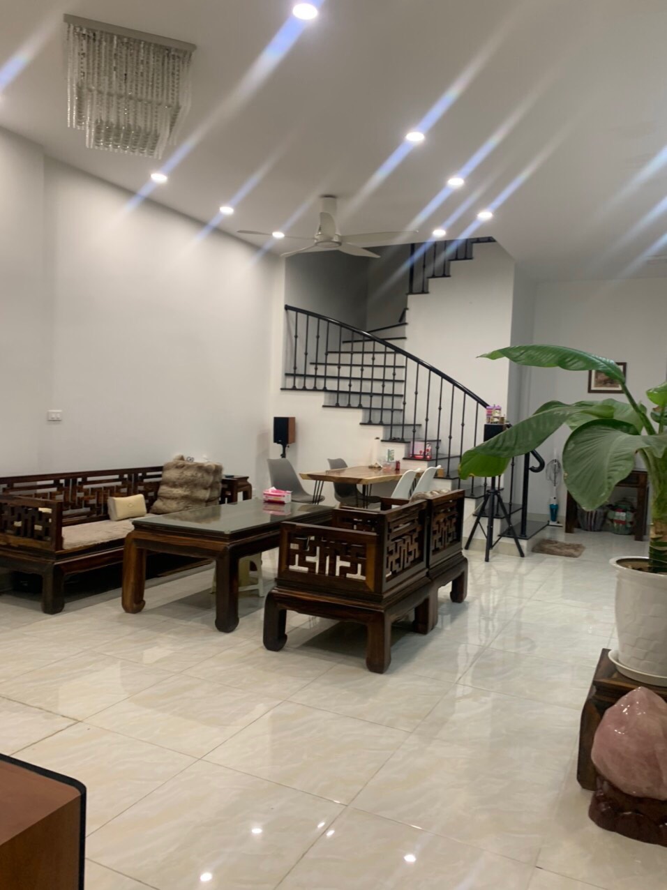 CHO THUÊ NHÀ NGUYÊN CĂN PHỐ LINH LANG VẠN BẢO BA ĐÌNH