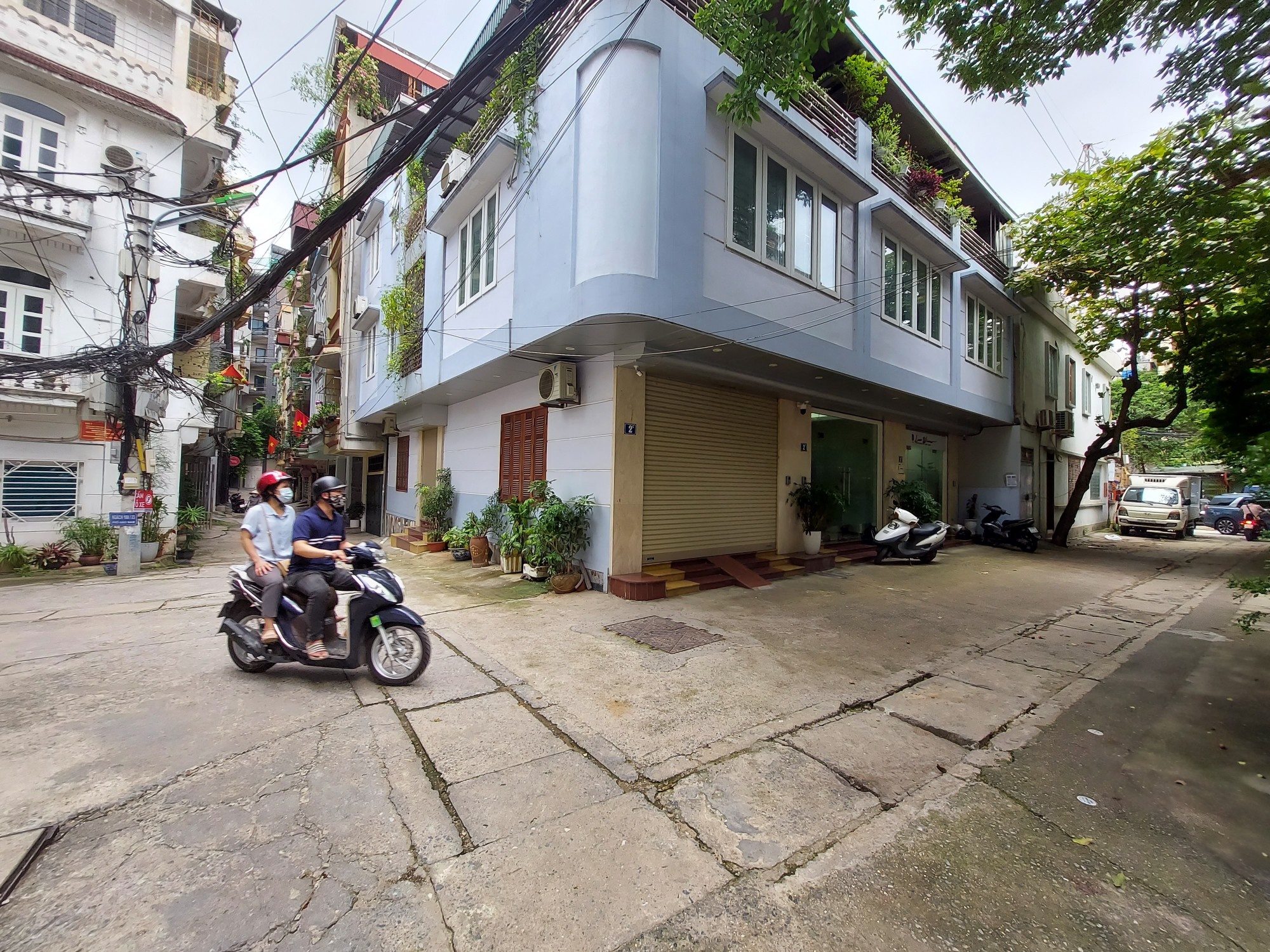 VIP Hào Nam, 2 mặt ngõ, Ô tô tránh, Kinh doanh sầm uất, Tương lai rạng ngời, 75m2 x 4T nhỉnh 10 tỷ