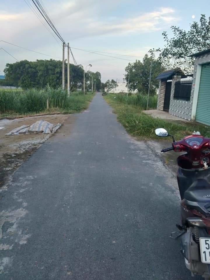 Chính chủ cần bán lô full thổ cư trong tháng tại Tân Thạnh Đông, Củ Chi giá thương lượng.