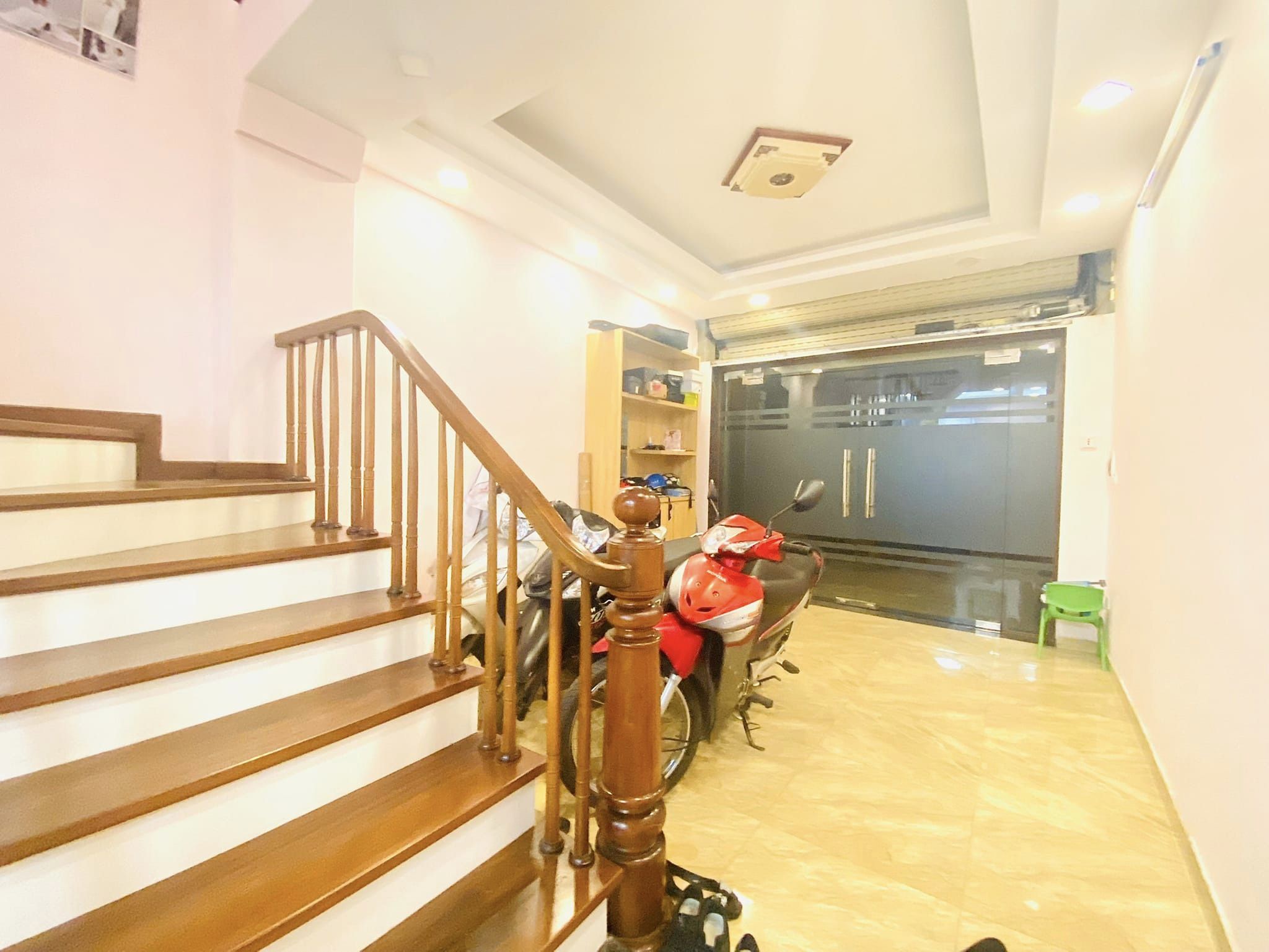 TẾT TẾT PHẠM TUẤN TÀI 45m2 x 5T 10,2 tỷ GARA Ô TÔ- KD- VP- SỔ NỞ HẬU.