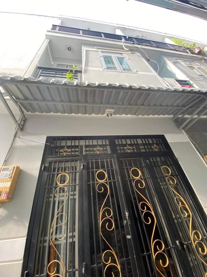 Nhà đẹp 2 tỷ 2, tặng full nội thấtm 3 tầng, 4PN, hẻm 4m, Huỳnh Tấn Phát.