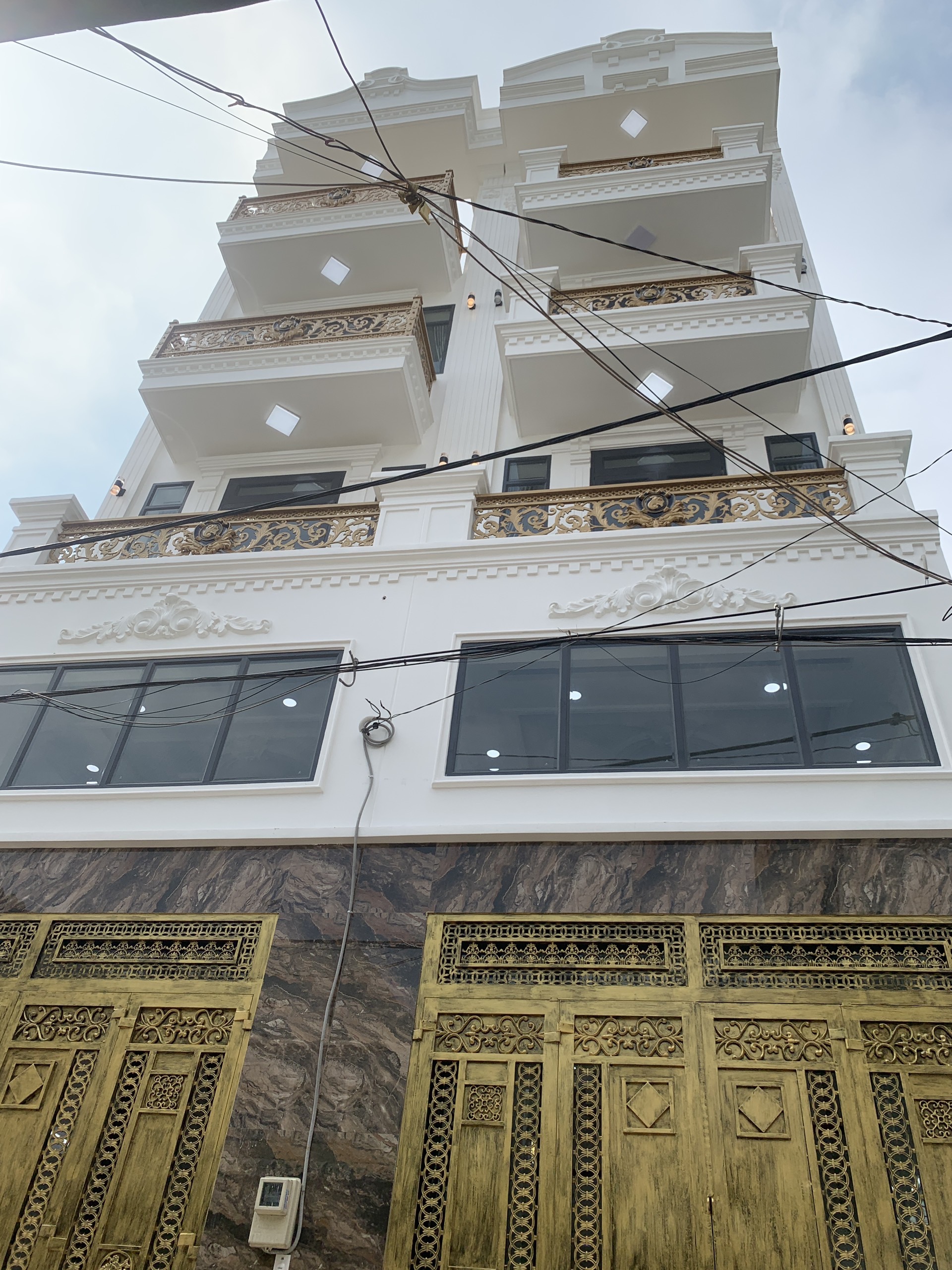 Bán nhà Liên Khu 8-9 quận Bình Tân mới đẹp giá 6,4 tỷsổ hông hoàn công