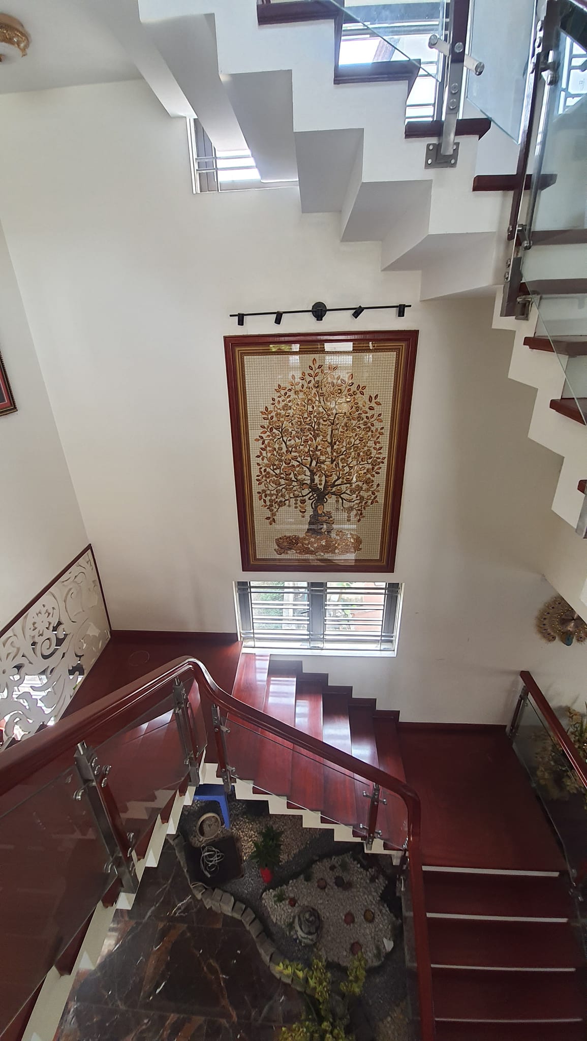 Bán nhà mặt phố Hạ Đình, Thanh Xuân, 102m2, mặt tiền 5.5m, giá 250 triệu / m2 nhỉnh 20 tỷ.