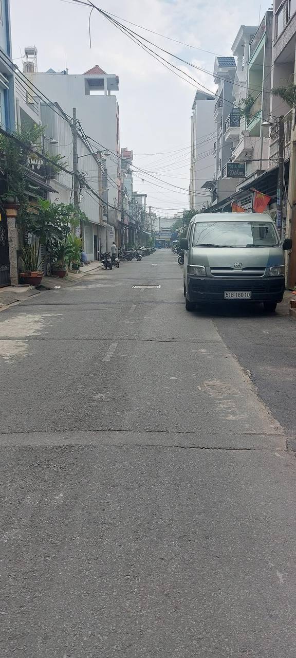 Bán nhà đẹp 4 tầng đường lê văn quới, đường nhựa 10m, 69m2 chỉ 7.55 tỷ