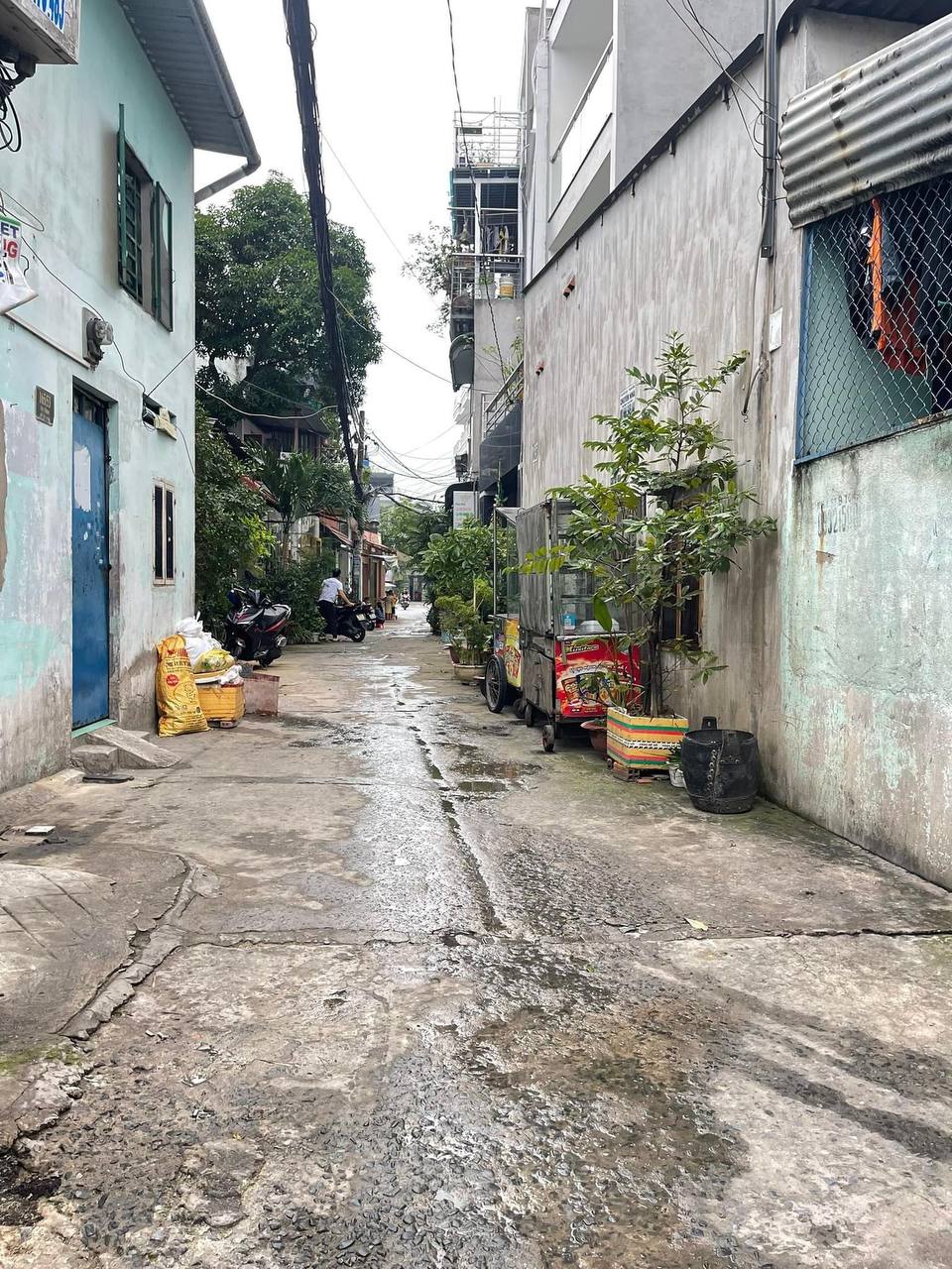 Bán nhà mới 4 tầng đường tây thạnh, hẻm xe hơi đổ cửa, 40m2 chỉ 4.25 tỷ