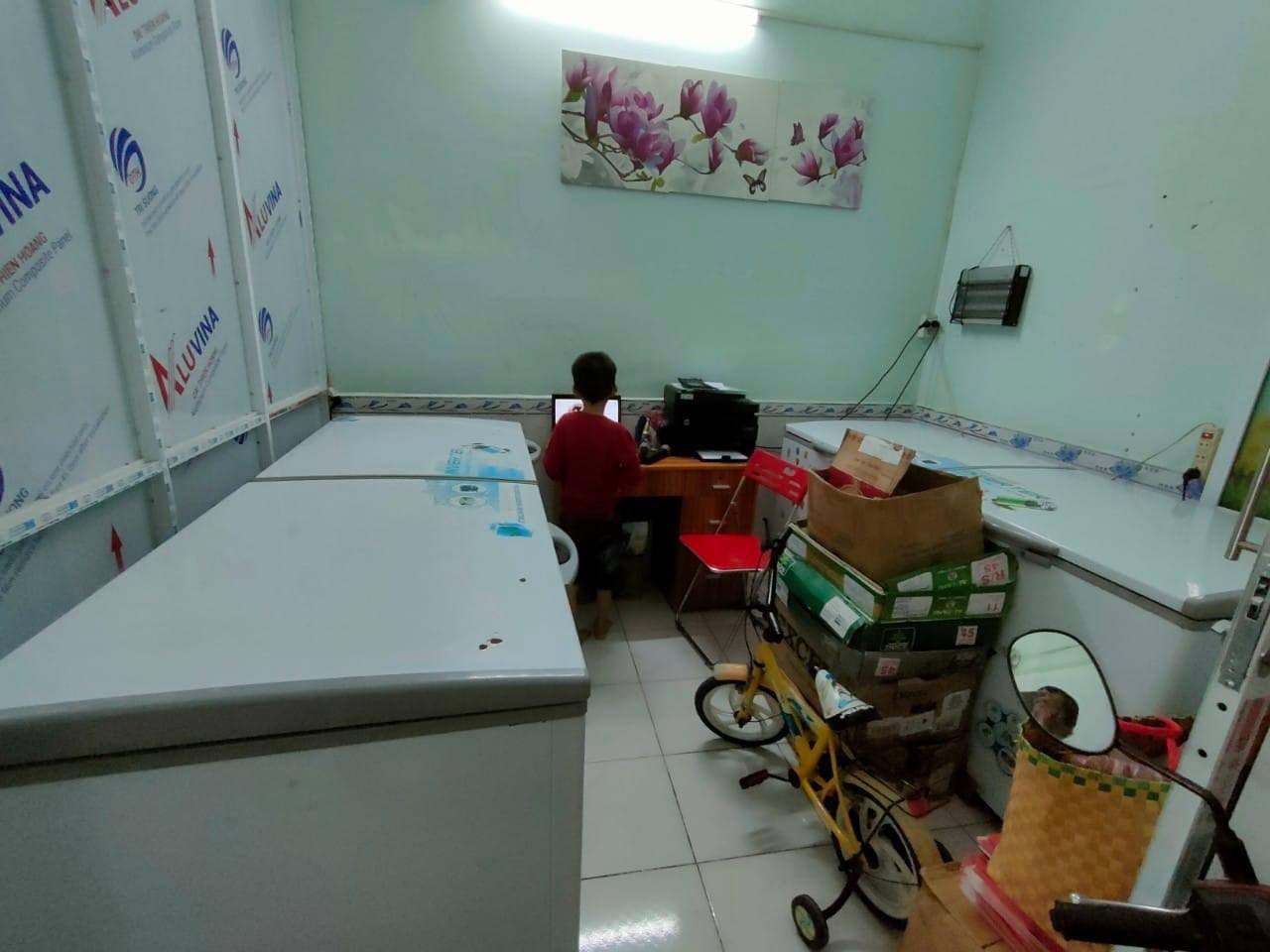 Bán nhà C4 đường hương lộ 2, hẻm xe hơi, 64m2 chỉ 4.4 tỷ