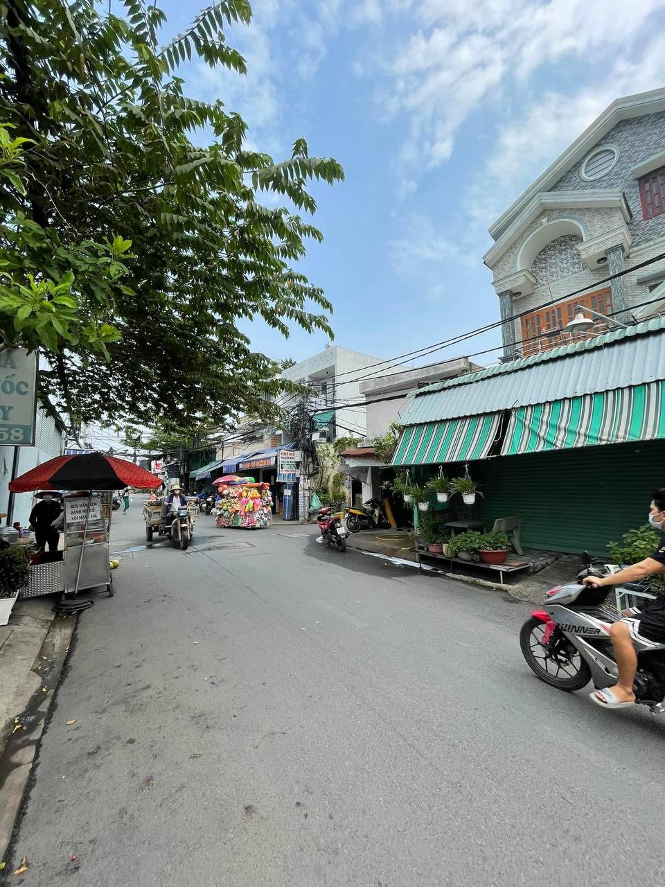 Bán nhà 3 tầng mặt tiền đường số 9, đường nhựa 10m, 144m2 giá 11 tỷ