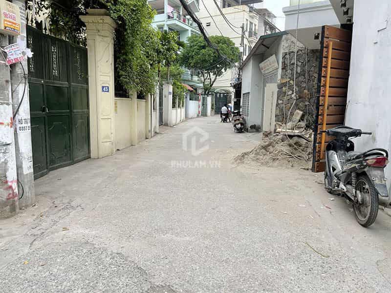 Cần bán 199m2 đất Ngọc Thụy, lô góc 2 mặt đường, chia không mất đất, phù hợp xây nhà TM