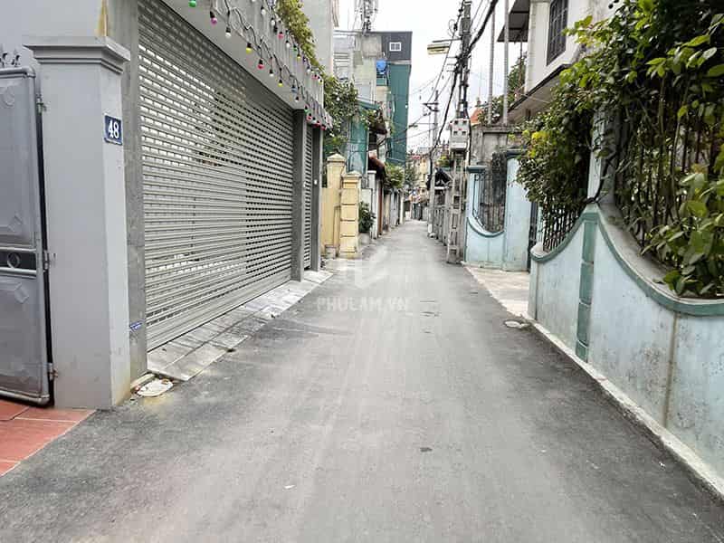 Cần bán 45m2 lô góc hai mặt thoáng tại ngõ 377 đường Lâm Du, Bồ Đề