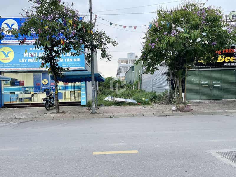 Cần tiền vào dự án bán nhanh 140m2 mặt đường Nguyễn Khiêm Ích. Giá rẻ không tưởng