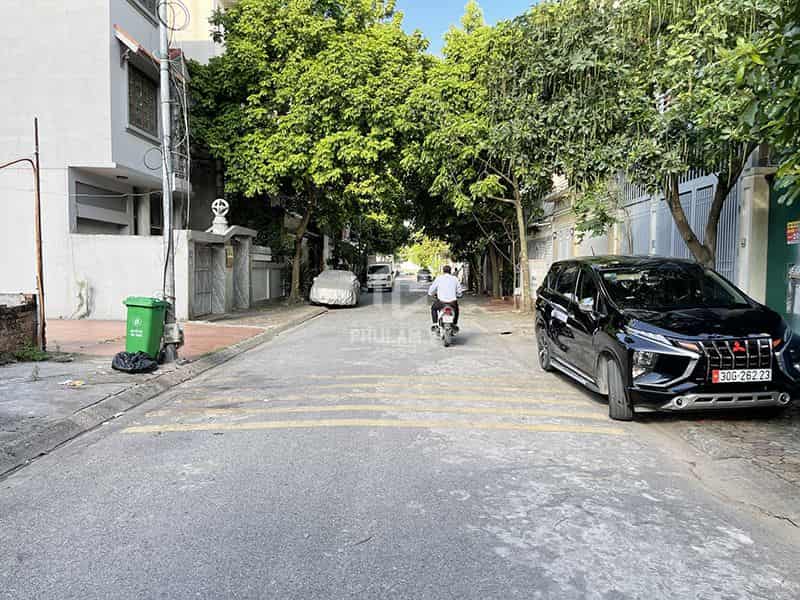 Chính chủ bán lô 96m2 đất rẻ nhất khu Tầm Dâu, Việt Hưng. Khu vip nhiều tiện ích cao cấp