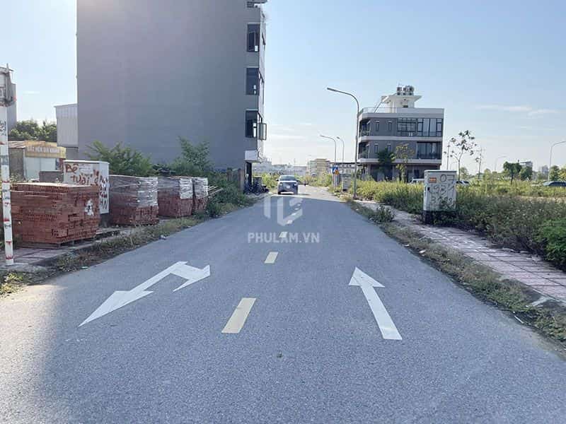 Chủ cần tiền bán 65m2 block TT7 đấu giá Cự Khối. Diện tích nhỏ, giá tốt