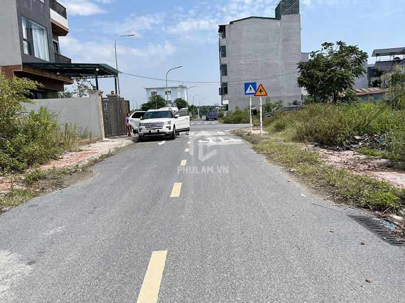 Thấp hơn thị trường 20 - 30 giá 73,1m2 đất đấu giá Cự Khối. Dãy TT2 hai mặt đường trước sau