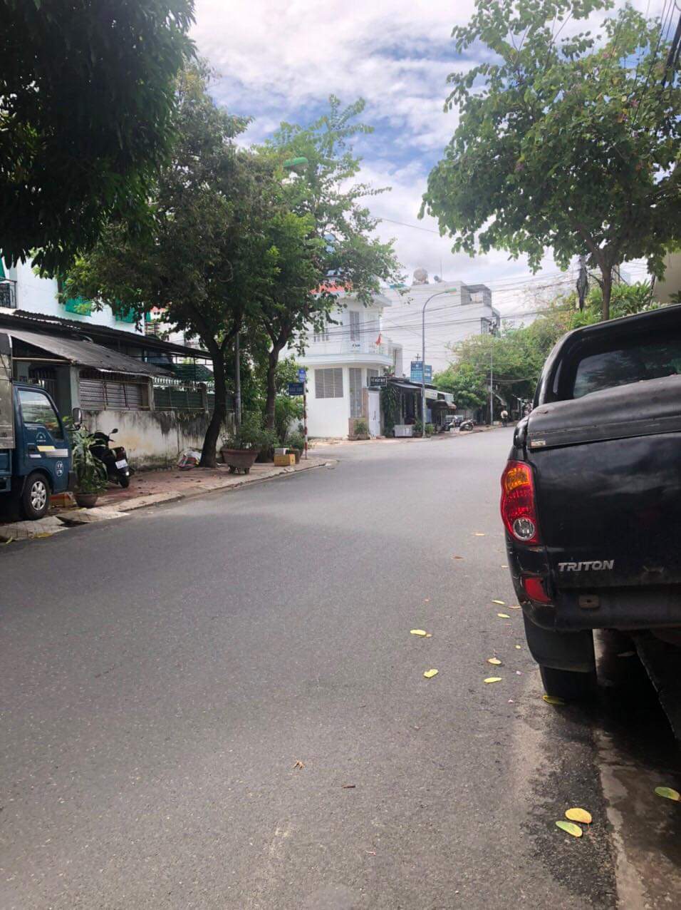 NHÀ PHỐ Ở VÀ KINH DOANH BUÔN BÁN