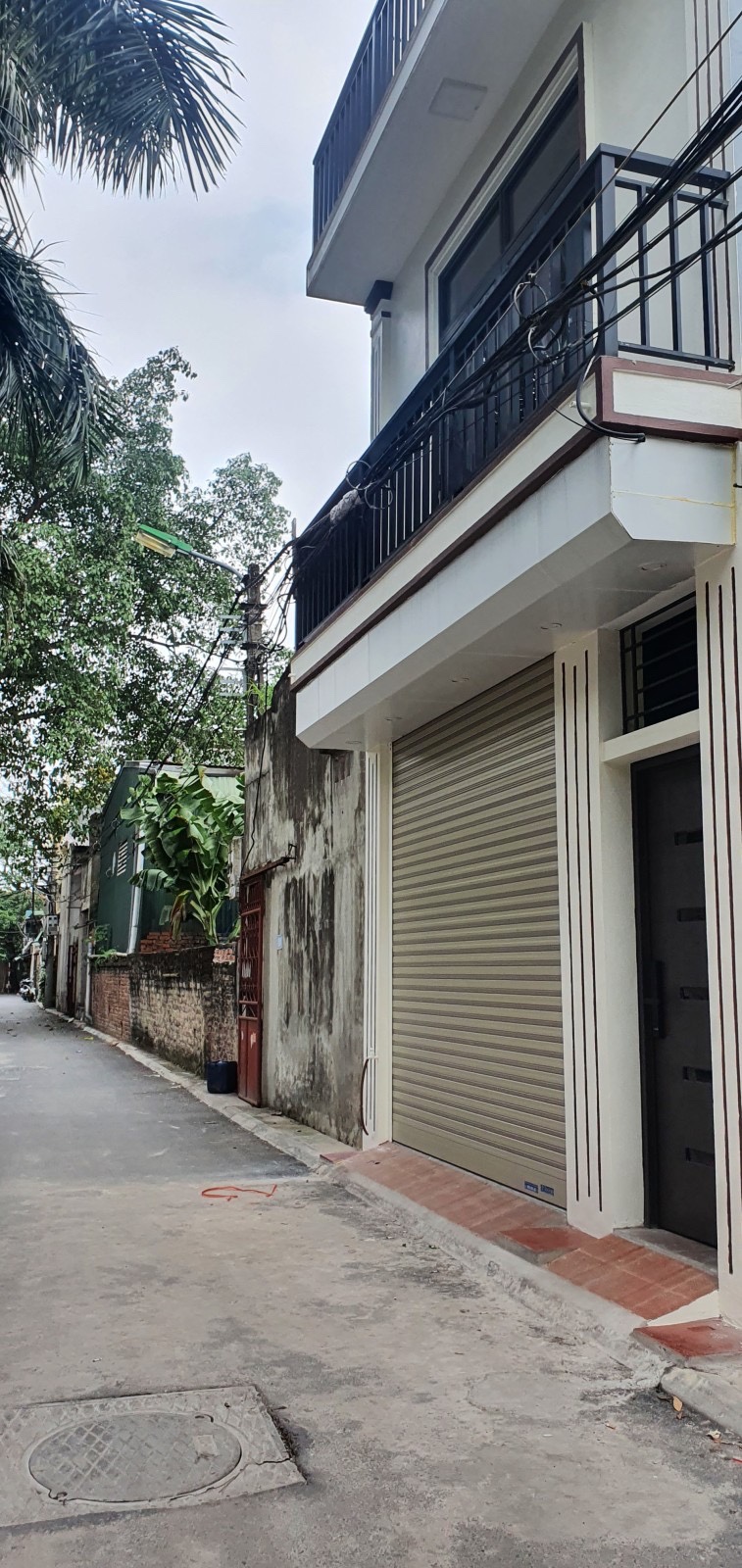 Nhà Cấp 4- 61m2-3 Phòng -Tại Gia Thượng- Chỉ 2,73 Tỷ