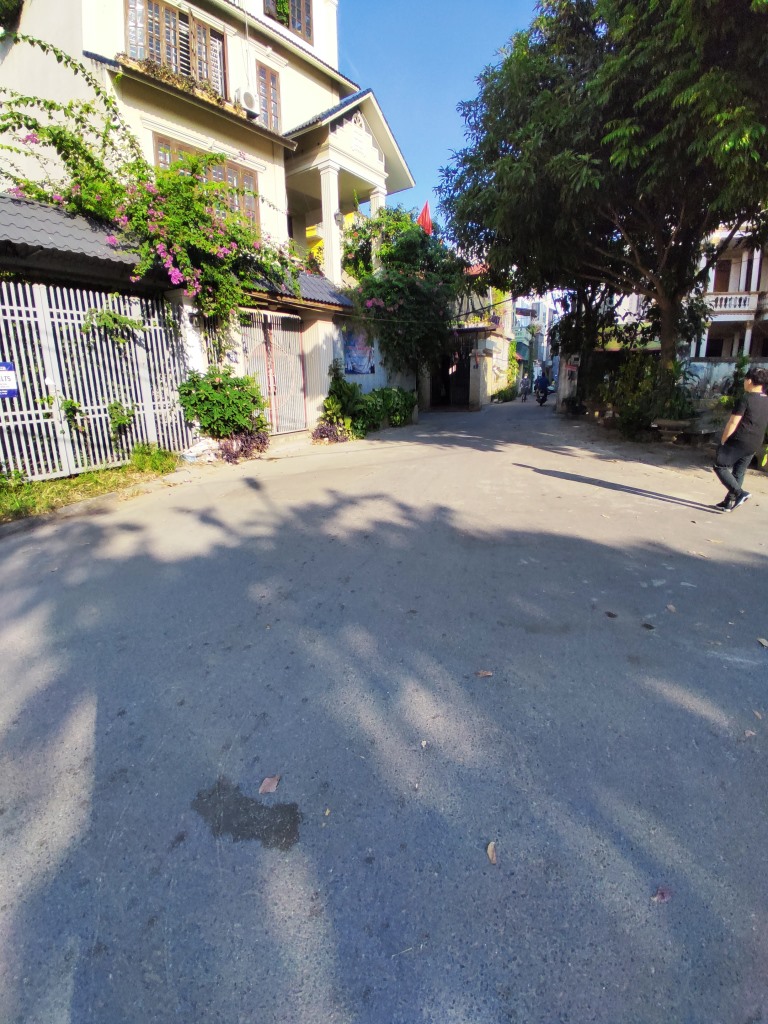 Bán 58m2 đất phố Thạch Bàn, ô tô vào đất, giá nhỉnh 4 tỷ