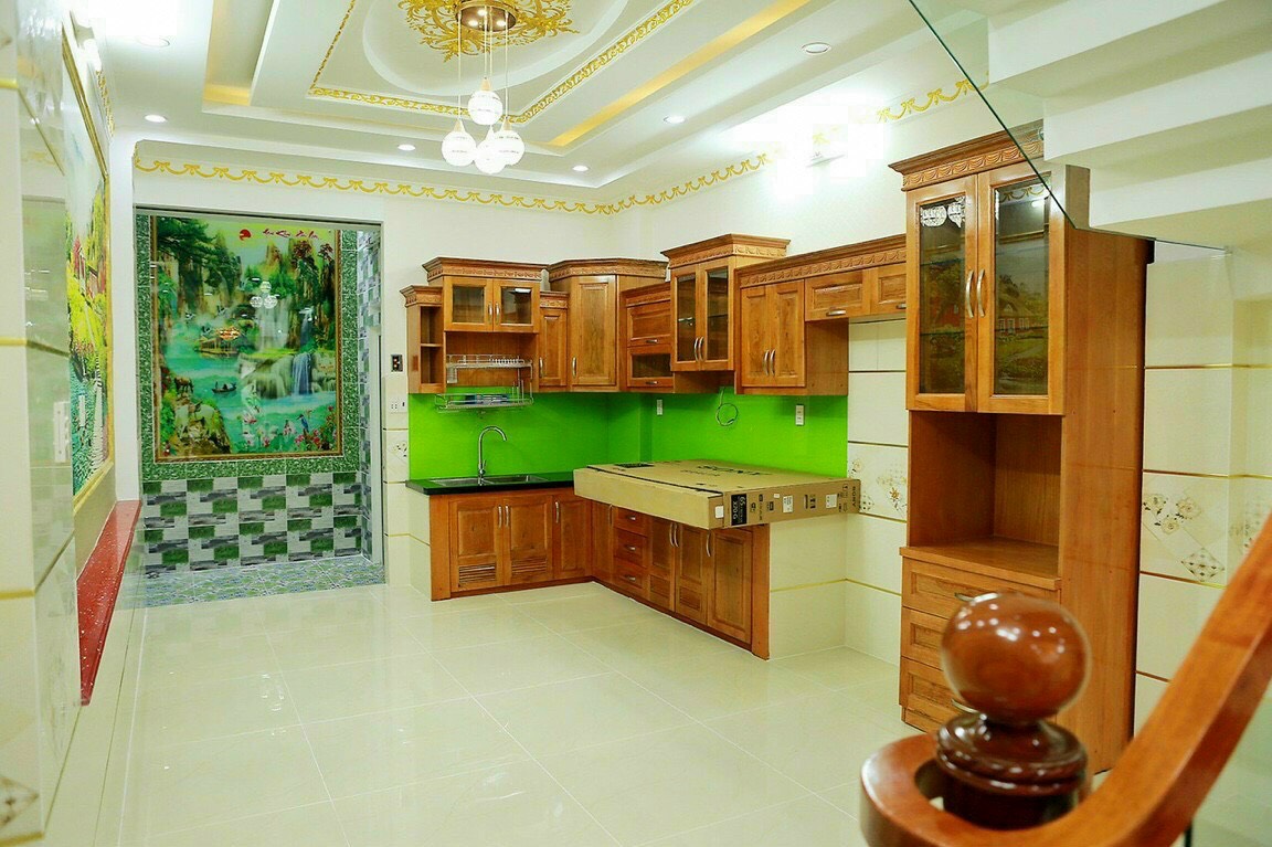 Bán nhà Trần Huy Liệu quận Phú Nhuận DT 153m2 đúc 2 lầu giá 30 tỷ